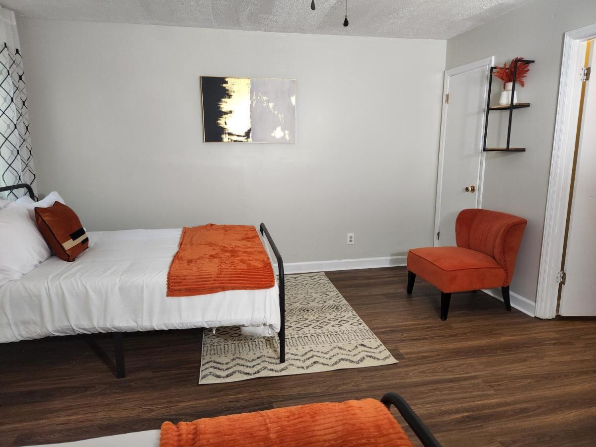 Spacious Centrally Located 3 Bed 2 Bath - Sleeps 8 モンゴメリー エクステリア 写真