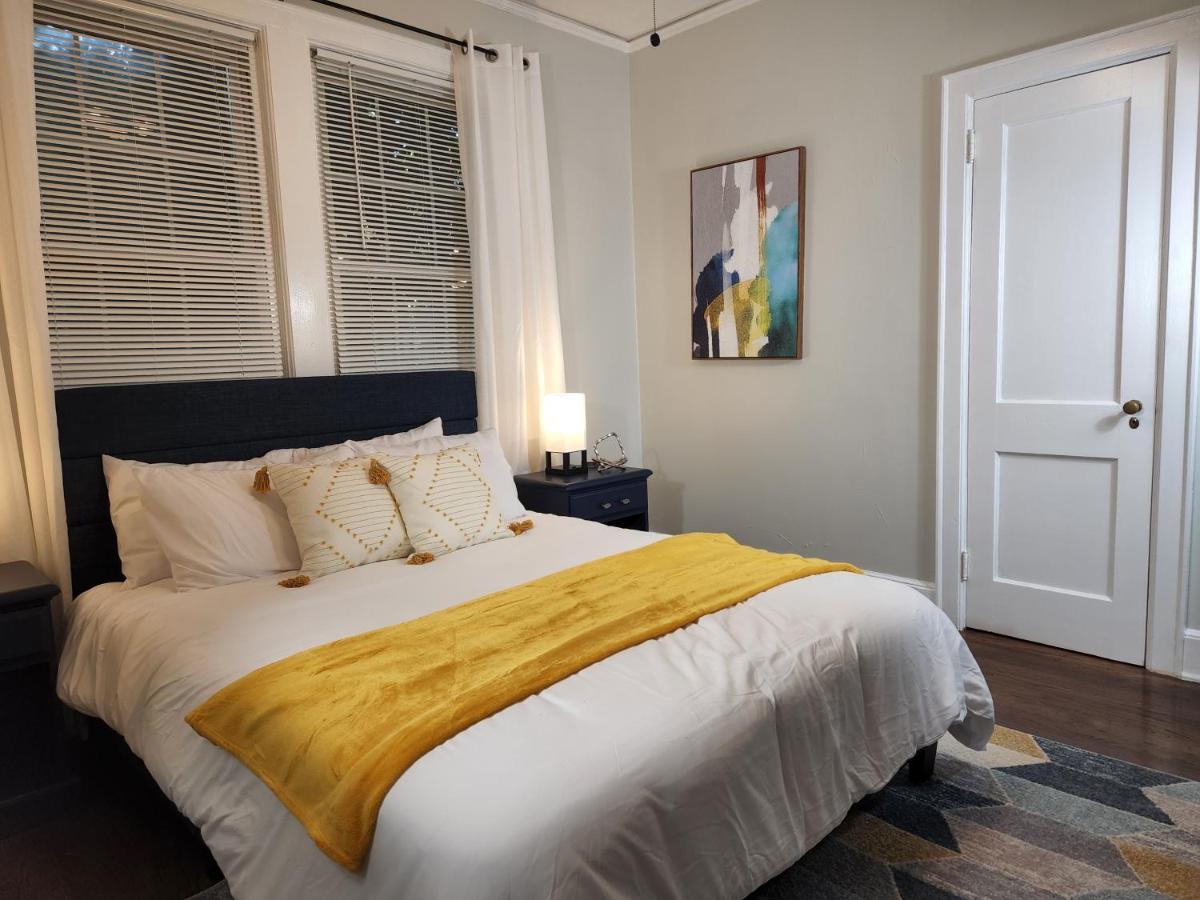 Spacious Centrally Located 3 Bed 2 Bath - Sleeps 8 モンゴメリー エクステリア 写真